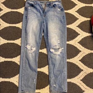 American Eagle mom jeans